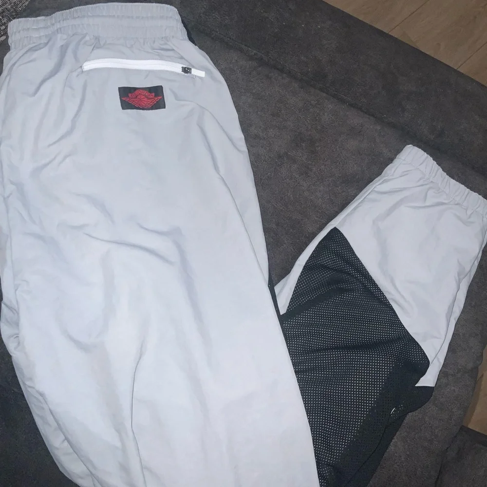 Jordan 1 Tier zero wings pants wolf grey/black XL NWT
